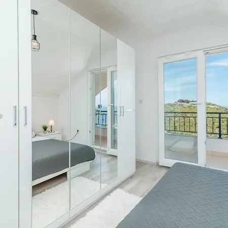 Vacation House Miramar * Trogir