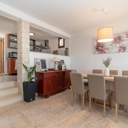 Vacation House Miramar * Trogir