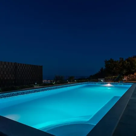 Vacation House Miramar * Traù